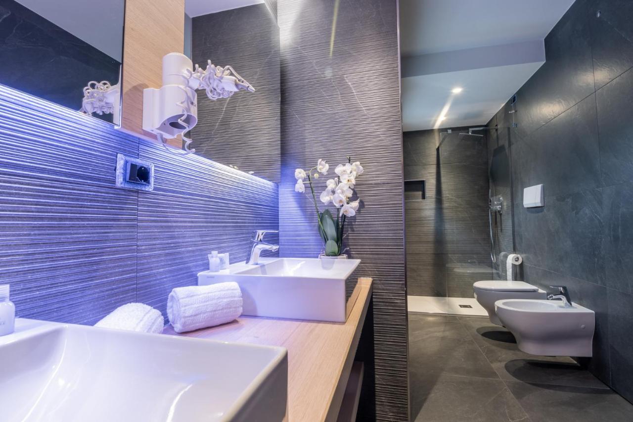 Malè Hotel Sole מראה חיצוני תמונה
