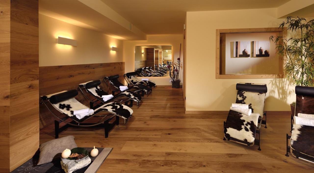 Malè Hotel Sole מראה חיצוני תמונה