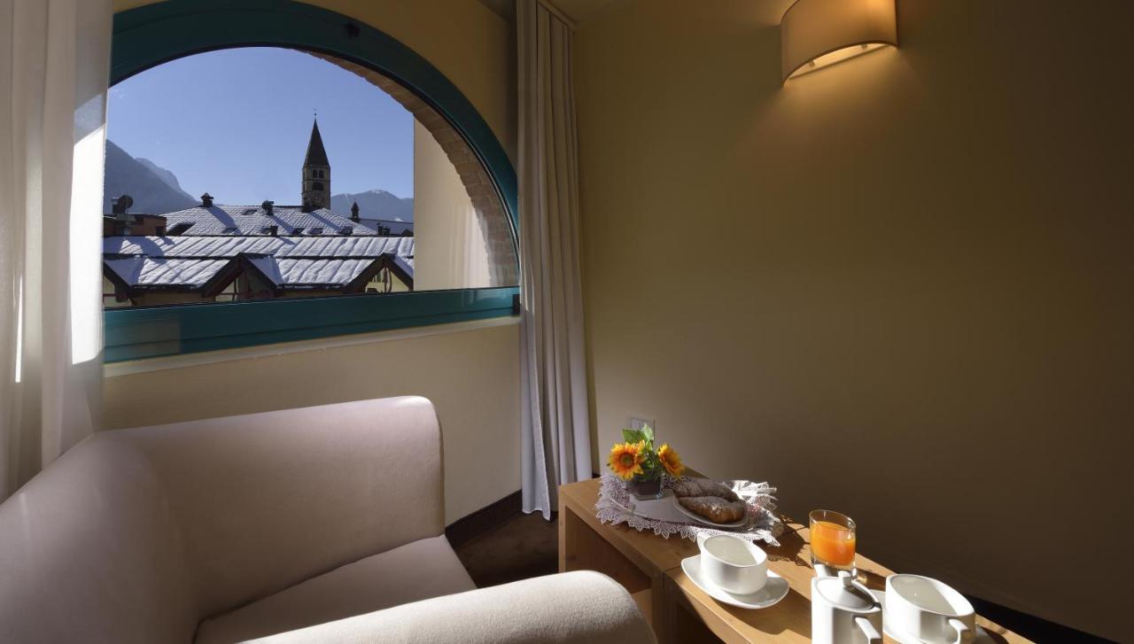 Malè Hotel Sole מראה חיצוני תמונה